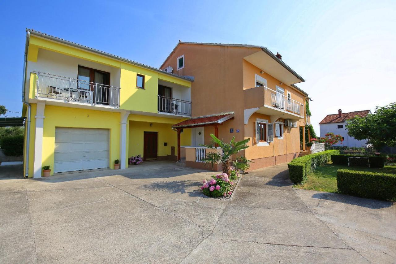 Apartmani Dane Sukosan Ngoại thất bức ảnh